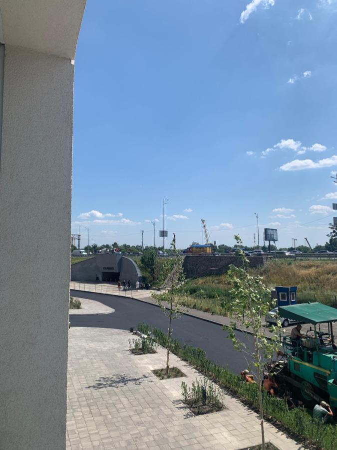New 3 Near The Metro Station *
