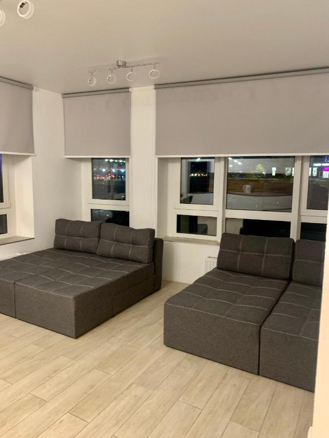 New 3 Near The Metro Station Apartment *