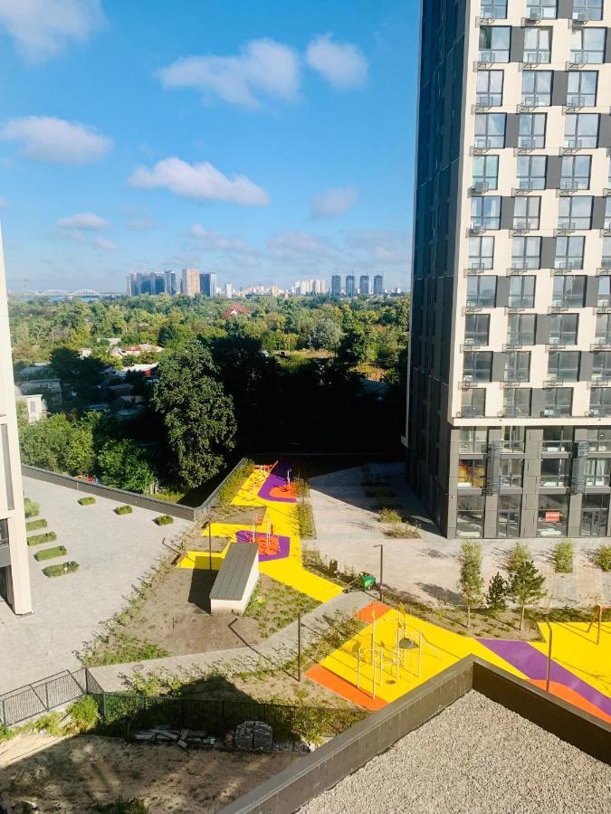 New 3 Near The Metro Station Apartment *